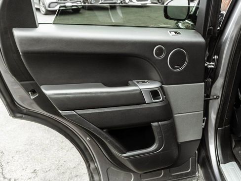 Used 2021 Land Rover Range Rover Sport HSE Dynamic image 32