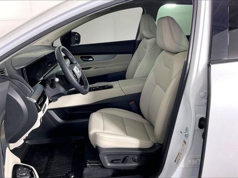 Used 2025 Nissan Murano SL image 37