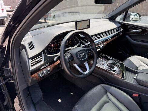 Used 2017 Audi Q7 3.0T Prestige AWD/4WD image 24