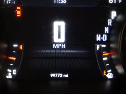 Used 2020 Dodge Challenger SXT w/ Driver Convenience Group image 39