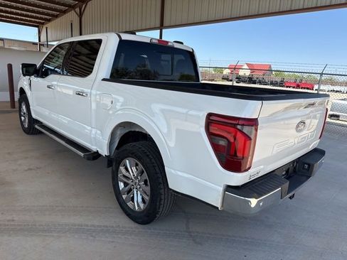 Used 2024 Ford F150 Lariat w/ FX4 Off-Road Package AWD/4WD image 6