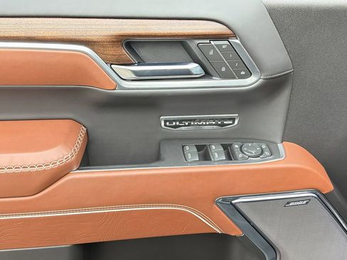 Used 2025 GMC Sierra 1500 Denali Ultimate image 33