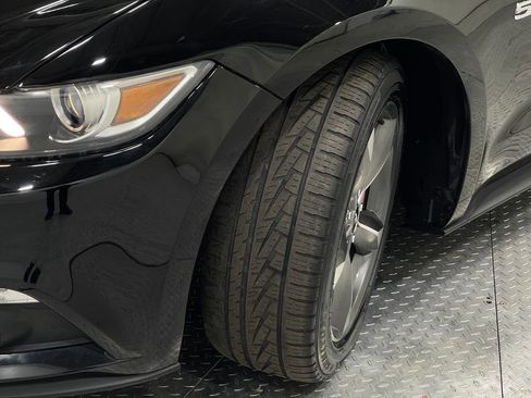 Used 2015 Ford Mustang GT image 35