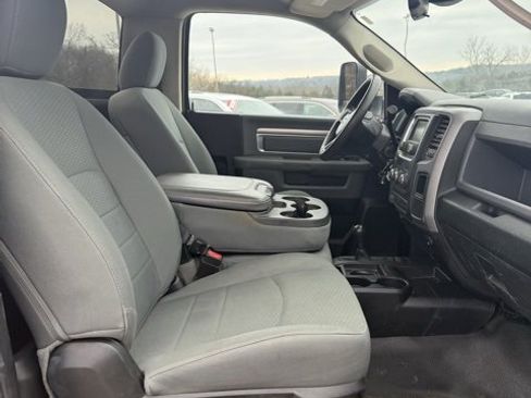 Used 2015 RAM 2500 Tradesman w/ Chrome Appearance Group image 23