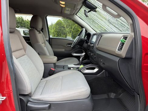 Used 2022 Nissan Frontier SV AWD/4WD image 23