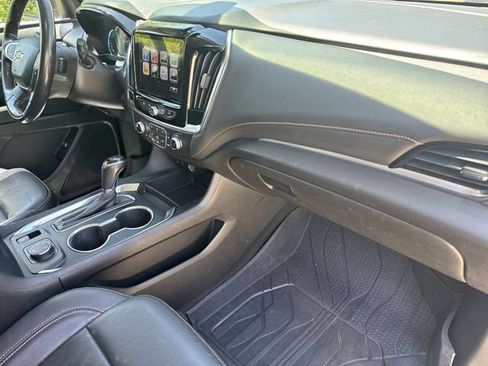 Used 2019 Chevrolet Traverse LT w/ LPO, Floor Liner Package AWD/4WD image 30