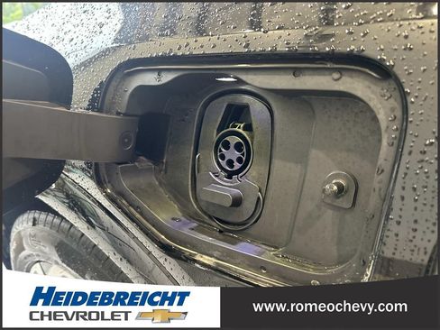 Used 2024 Chevrolet Equinox EV LT FWD image 35