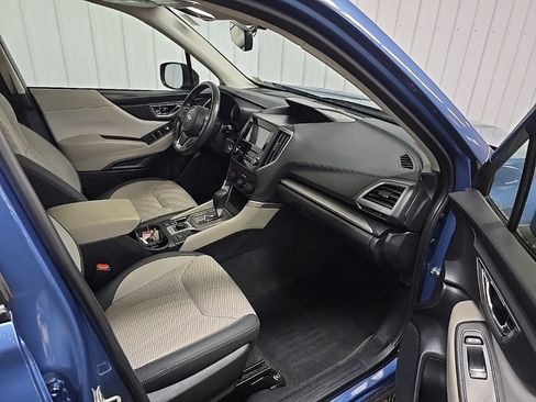 Used 2020 Subaru Forester Premium AWD/4WD image 18