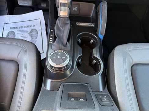 Used 2022 Ford Bronco Black Diamond image 27