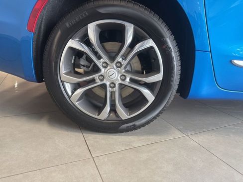 New 2026 Chrysler Pacifica Pinnacle image 54