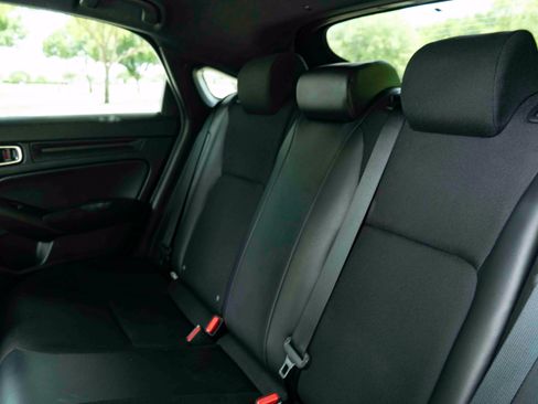 Used 2025 Honda Civic Sport image 18