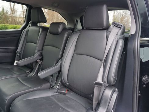 Used 2024 Honda Odyssey EX-L image 13