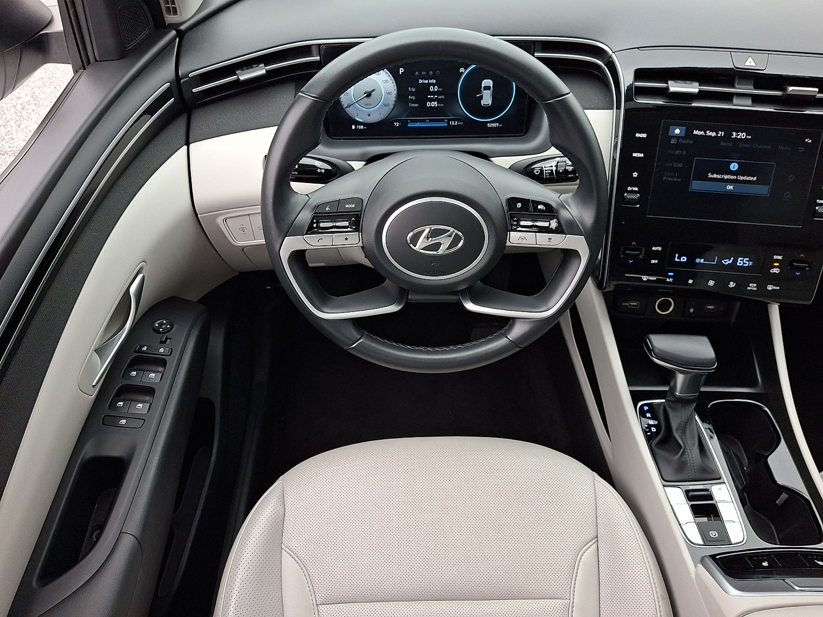 Used 2023 Hyundai Tucson SEL w/ Convenience Package AWD/4WD image 11