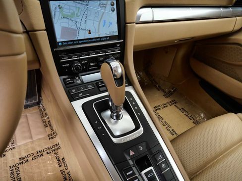 Used 2013 Porsche 911 Carrera image 22