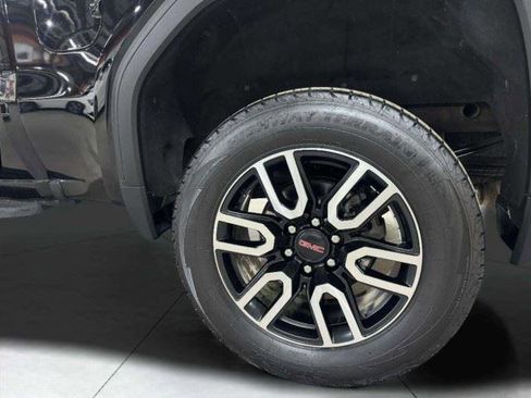 Used 2022 GMC Sierra 1500 AT4 w/ AT4 Premium Package AWD/4WD image 47