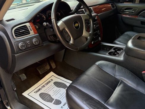 Used 2013 Chevrolet Avalanche LT w/ All-Star Edition AWD/4WD image 10