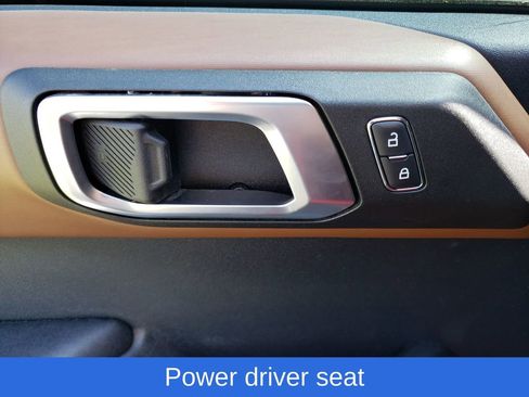 Used 2024 Ford Bronco Outer Banks AWD/4WD image 19