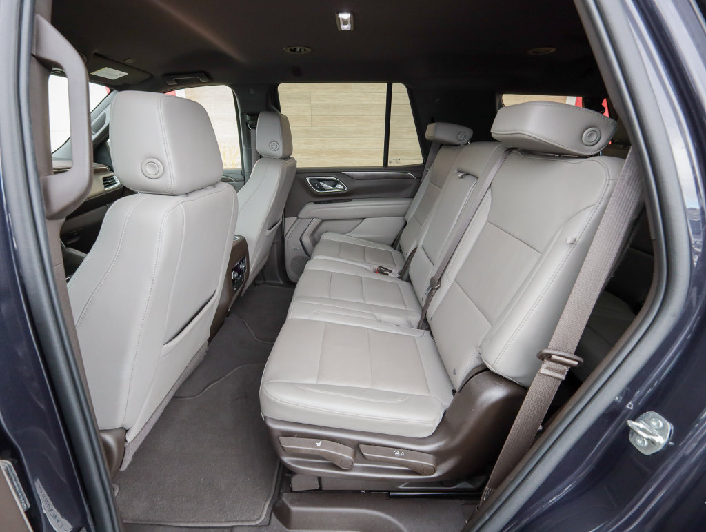Used 2023 Chevrolet Tahoe LT AWD/4WD image 32