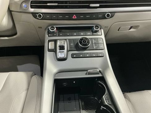 Used 2023 Hyundai Palisade Limited AWD/4WD image 12