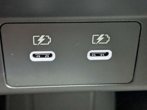 New 2026 Mitsubishi Outlander SE FWD image 13