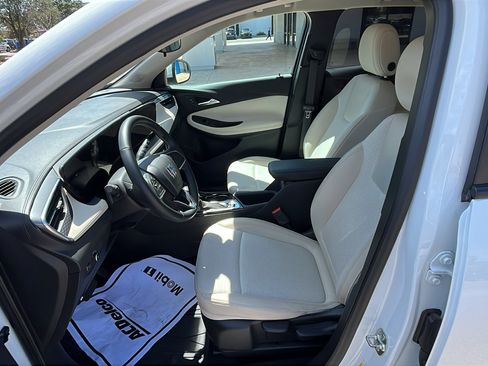 Used 2024 Buick Encore GX Preferred FWD image 10