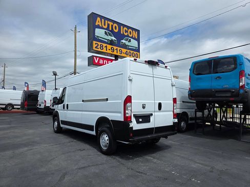 Used 2020 RAM ProMaster 2500 FWD image 2