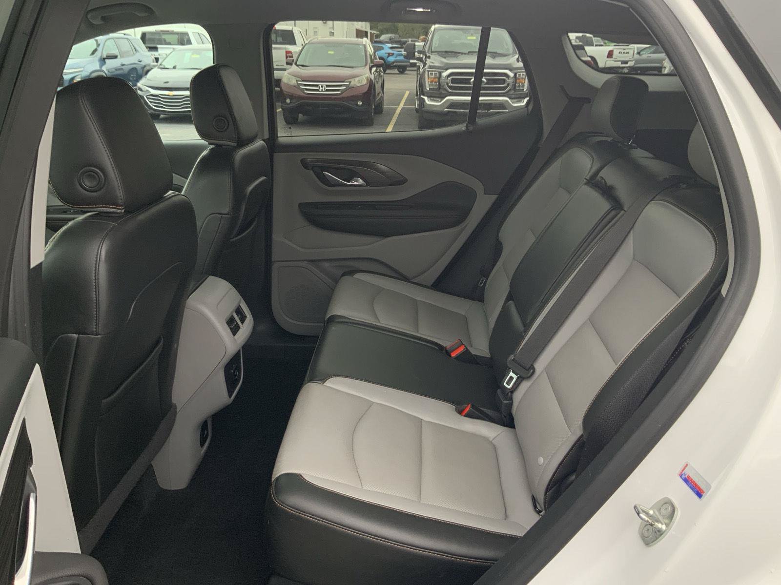 Used 2018 GMC Terrain SLT w/ Preferred Package FWD image 48