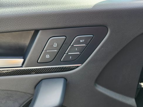 Used 2023 Audi SQ5 Prestige AWD/4WD image 28