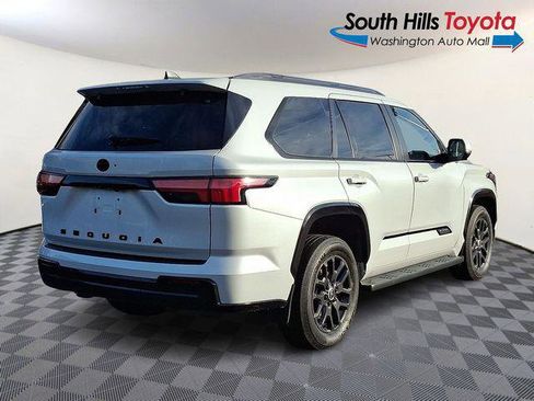 Certified 2024 Toyota Sequoia Platinum AWD/4WD image 6