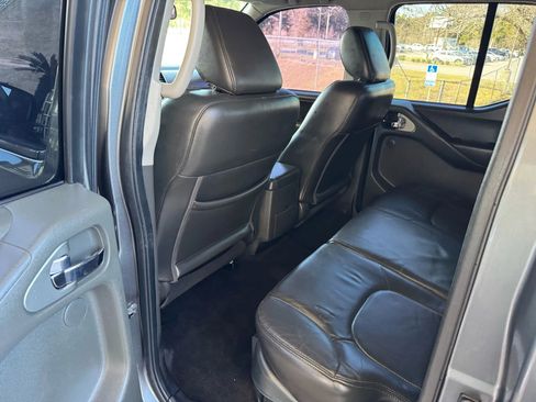 Used 2017 Nissan Frontier PRO-4X w/ Pro-4x Luxury Package image 14