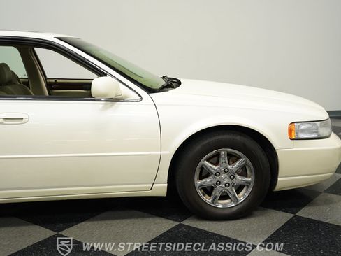 Used 1998 Cadillac Seville STS w/ Heated Seats Pkg image 28