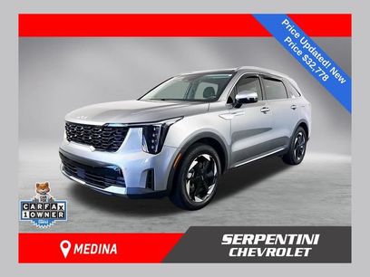 Used 2025 Kia Sorento EX w/ EX Panoramic Sunroof Package