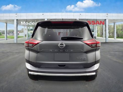 New 2026 Nissan Rogue Platinum AWD/4WD image 4