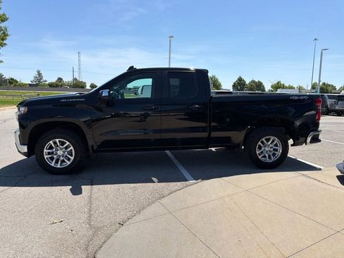 Used 2019 Chevrolet Silverado 1500 LT w/ All-Star Edition AWD/4WD image 6
