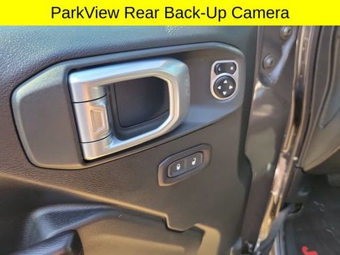 Used 2020 Jeep Wrangler Sport AWD/4WD image 22