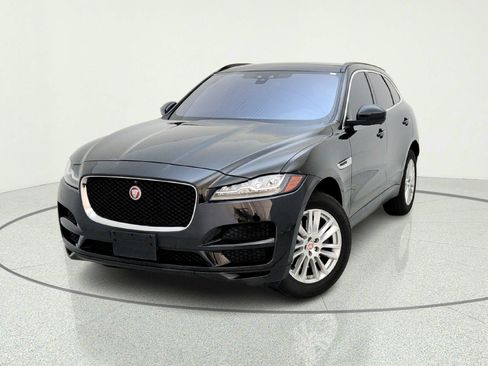Used 2019 Jaguar F-PACE Prestige AWD/4WD image 2