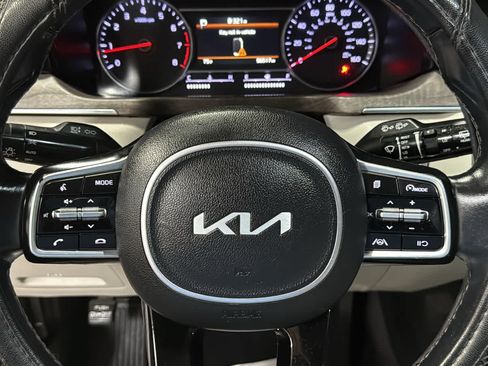 Used 2022 Kia Sorento S w/ Panoramic Sunroof Package AWD/4WD image 11