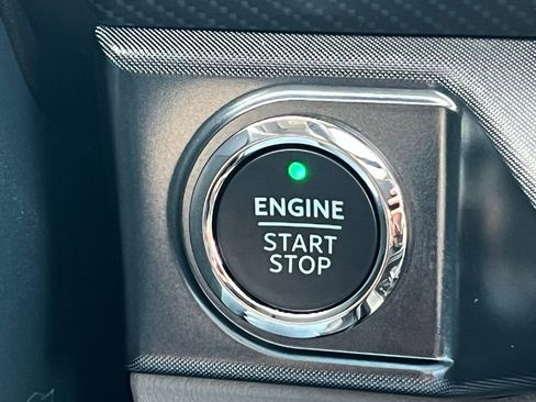 Used 2023 Ford F150 Limited image 37