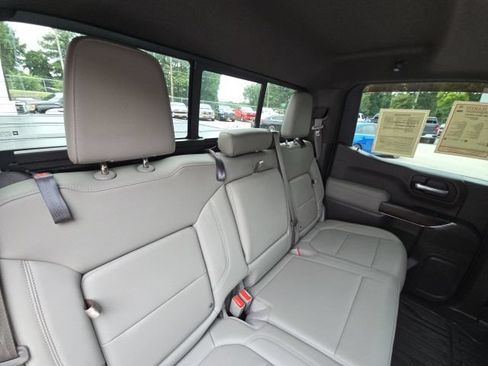 Used 2019 GMC Sierra 1500 SLT w/ SLT Premium Plus Package AWD/4WD image 16
