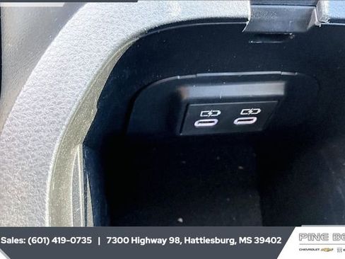 Used 2024 Toyota RAV4 XLE image 23