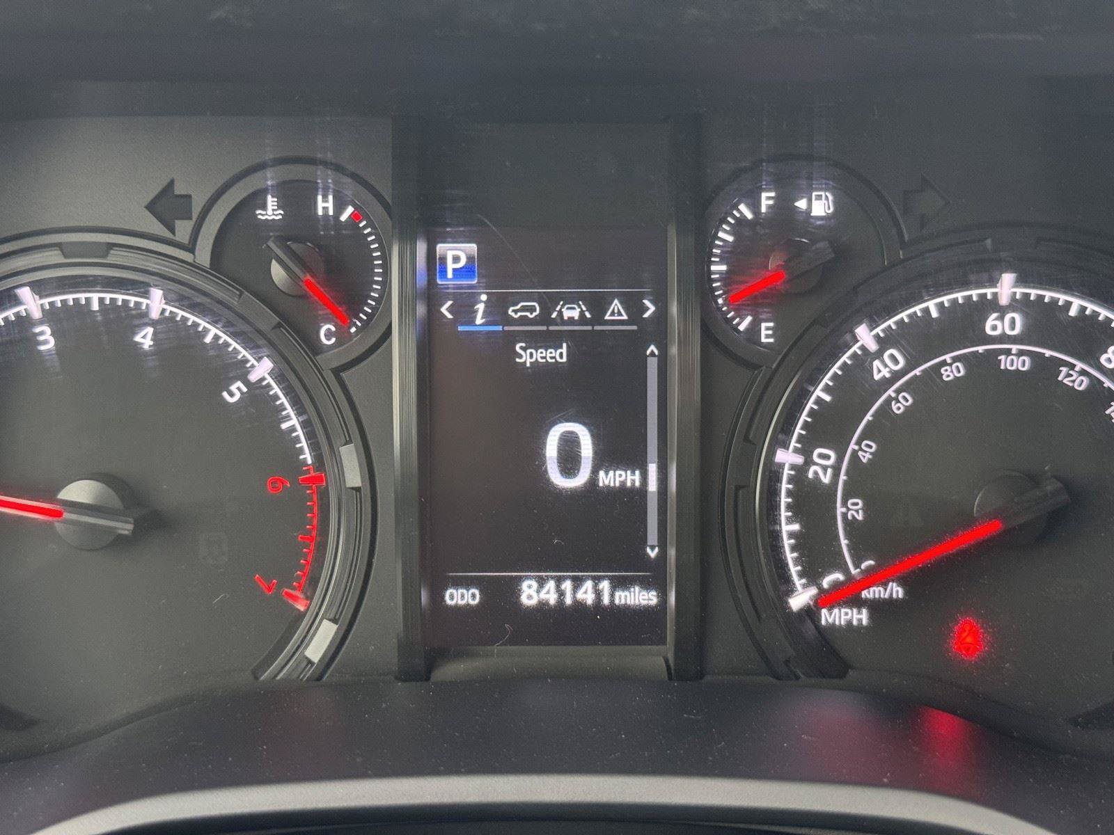 Used 2021 Toyota 4Runner SR5 AWD/4WD image 11