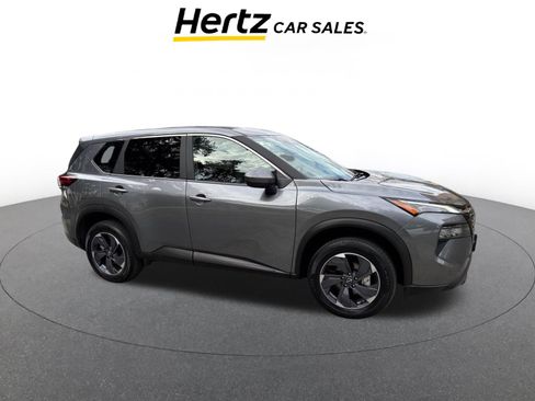 Used 2025 Nissan Rogue SV image 1