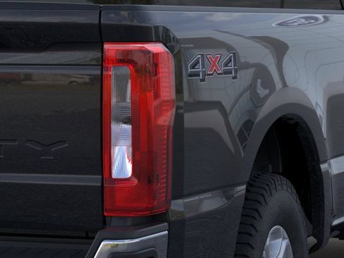 New 2026 Ford F250 XLT w/ Snow Plow Prep Package AWD/4WD image 21