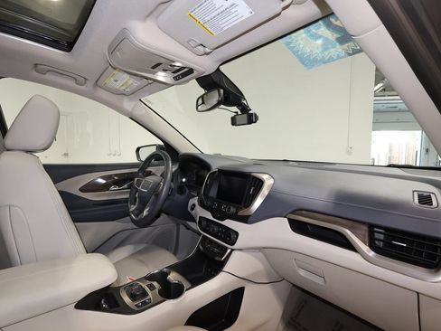Used 2022 GMC Terrain Denali w/ Denali Premium Package AWD/4WD image 27