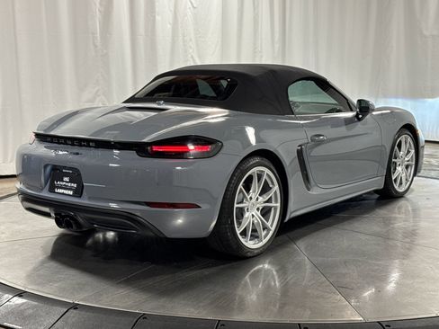 Used 2025 Porsche 718 Boxster RWD image 9