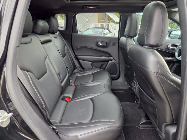 Certified 2021 Jeep Compass Latitude w/ Sun and Sound Group AWD/4WD image 19