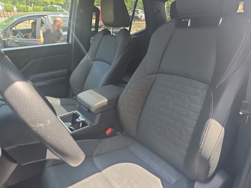 Used 2025 Toyota 4Runner TRD Off-Road Premium w/ Tow Technology Package AWD/4WD image 14