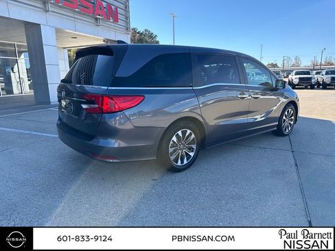 Used 2024 Honda Odyssey EX-L image 10