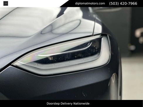 Used 2023 Tesla Model X image 13