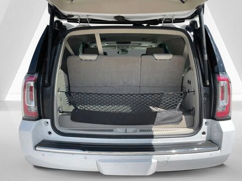 Used 2020 GMC Yukon Denali w/ Denali Ultimate Package AWD/4WD image 8